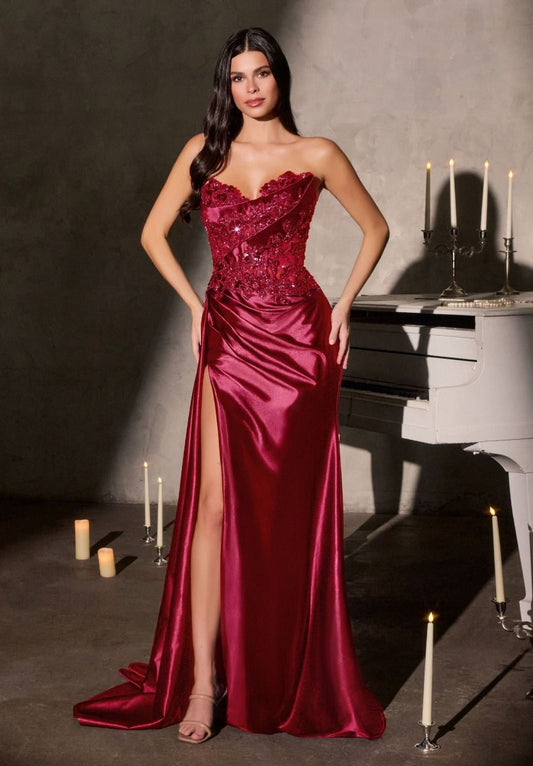 Fitted Dress With Sweetheart Neckline And Strapless Sculpted Bodice Adorned With Dimensional Floral Beads