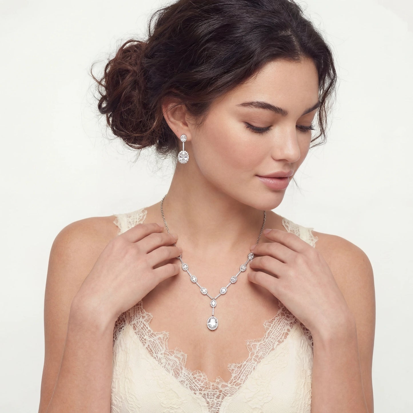 عقد فضه عيار 925