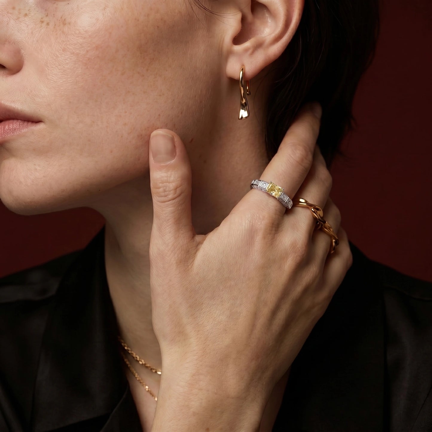 Golden Geometry Ring